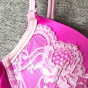 Victoria's Secret 32A Very Sexy Push-Up Bra